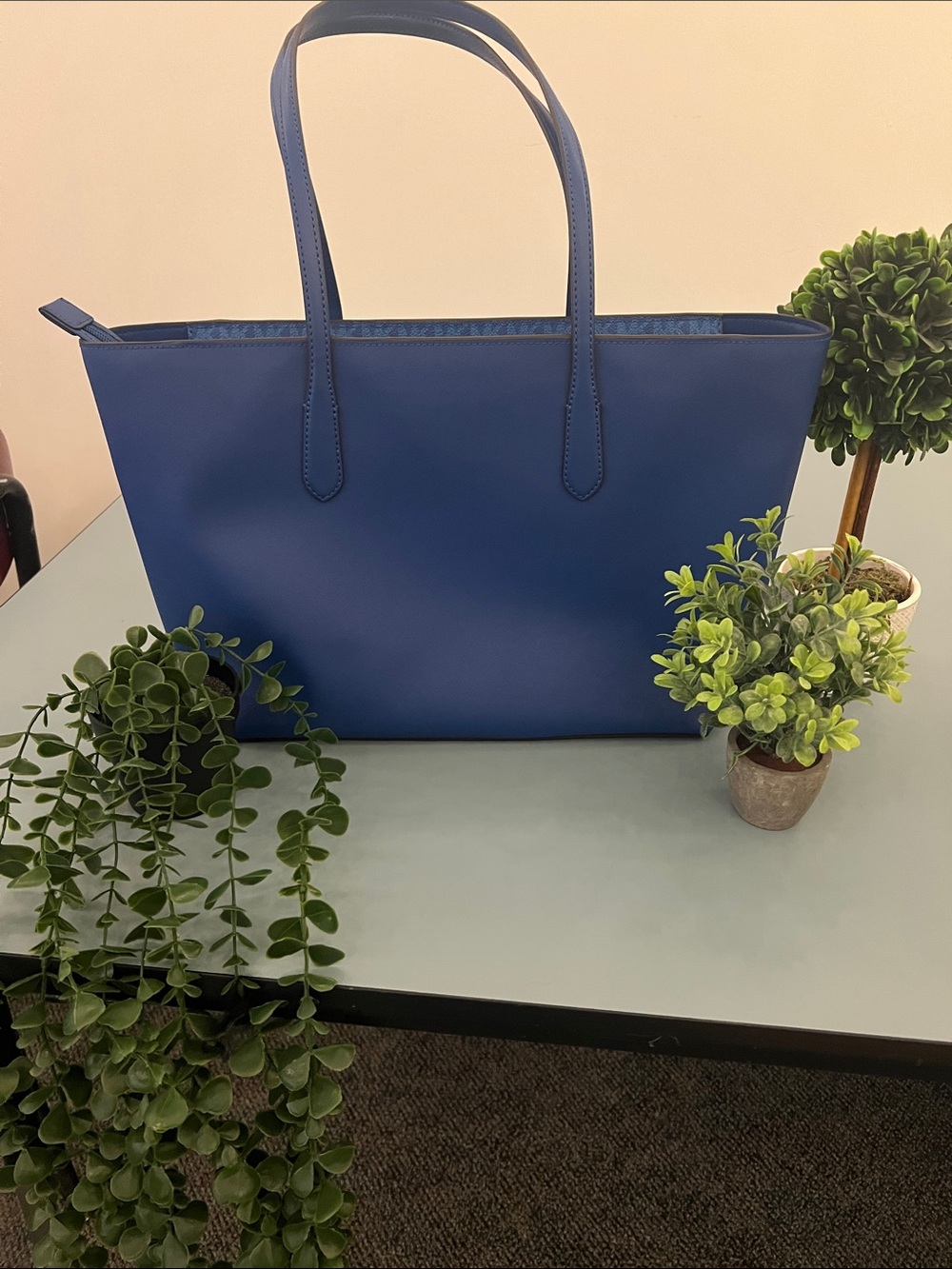 Micheal Kors Arden large zip tote - Picture 3 of 8